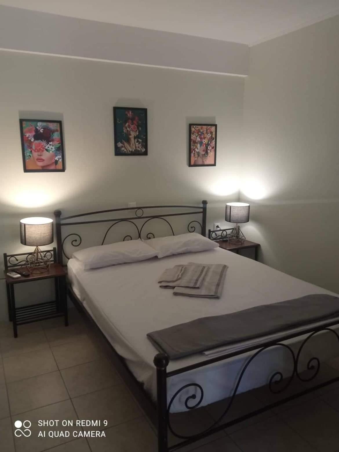 Vasilis Travlos Apartment Poros  Exterior foto