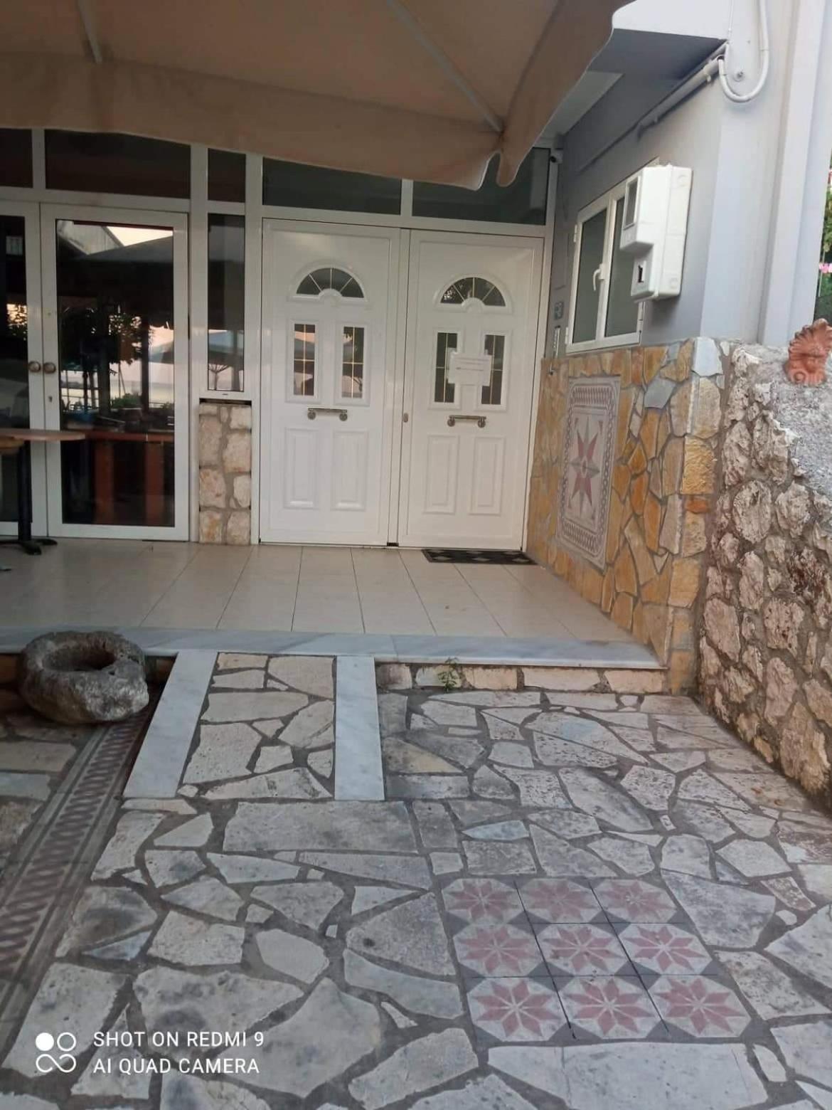 Vasilis Travlos Apartment Poros  Exterior foto